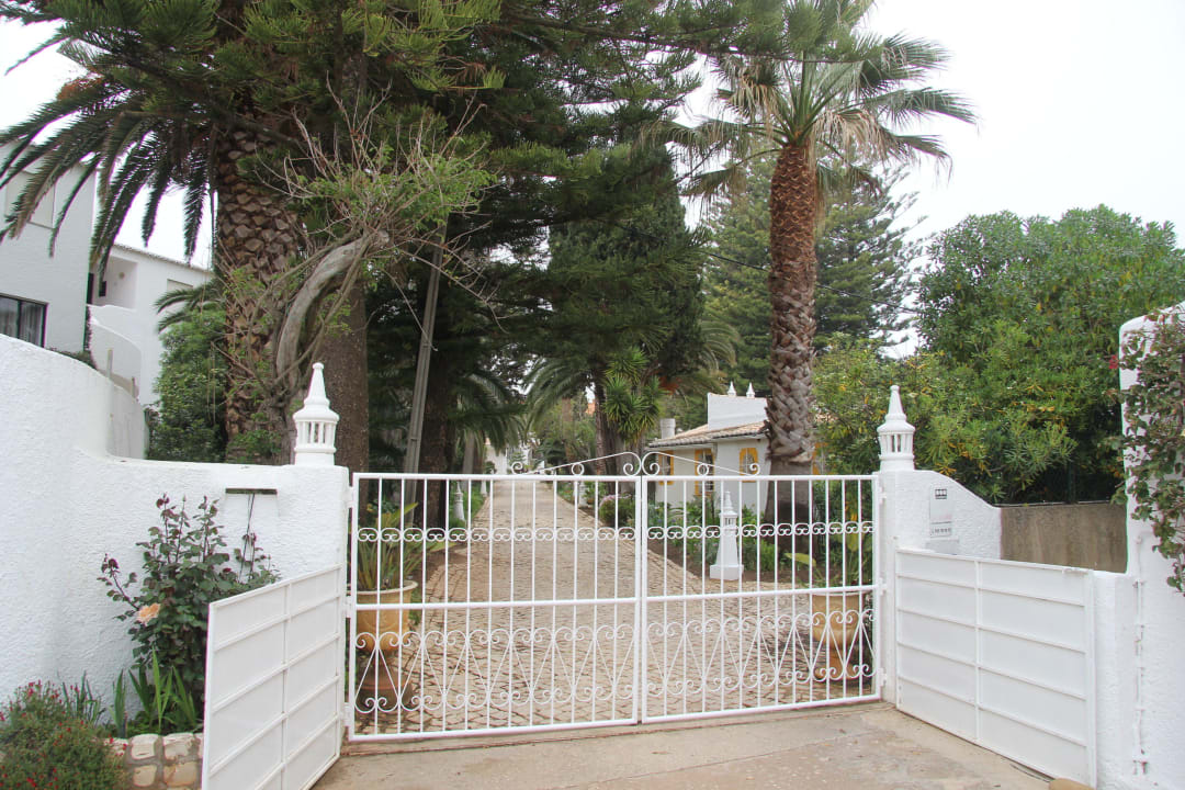 Eingang Hotel Quinta Paraiso da Mia