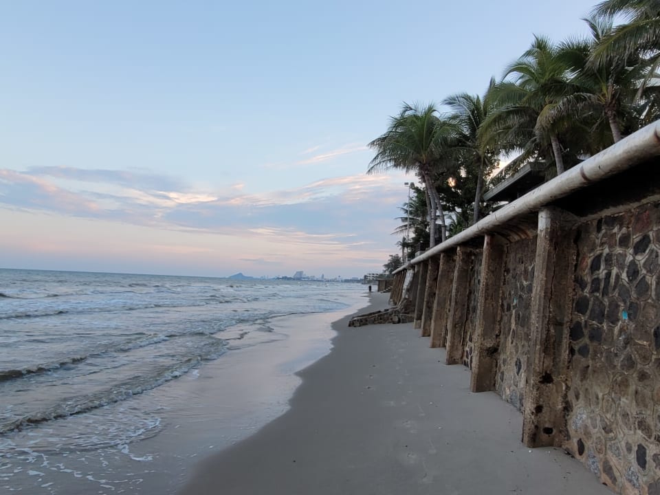 Strand Hotel Rest Detail Hua Hin
