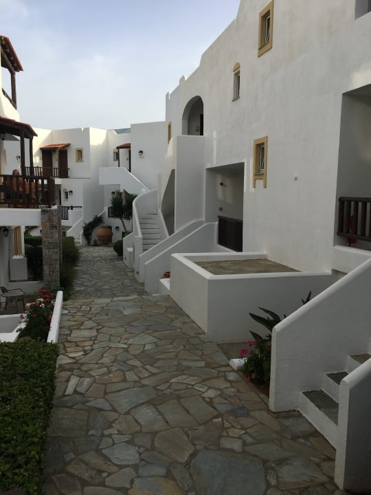 Außenansicht Alexander Beach Hotel & Village Resort