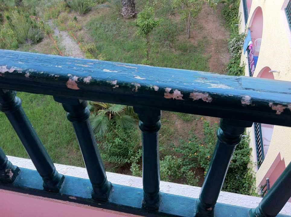 Ein bisschen Farbe wäre prima Houda Golf & Beach Club