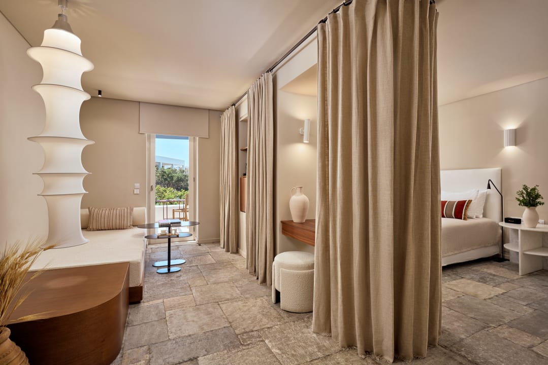 Zimmer Mykonos Theoxenia, a member of Design Hotels
