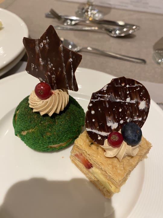 Gastro Hotel Miramare Beach