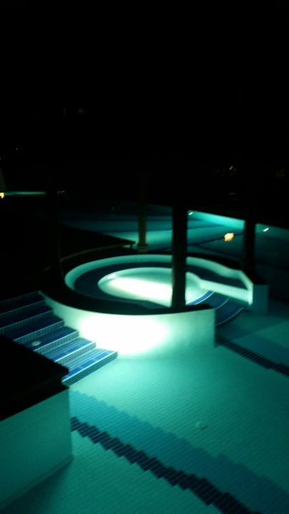 Pool Well Palace Side