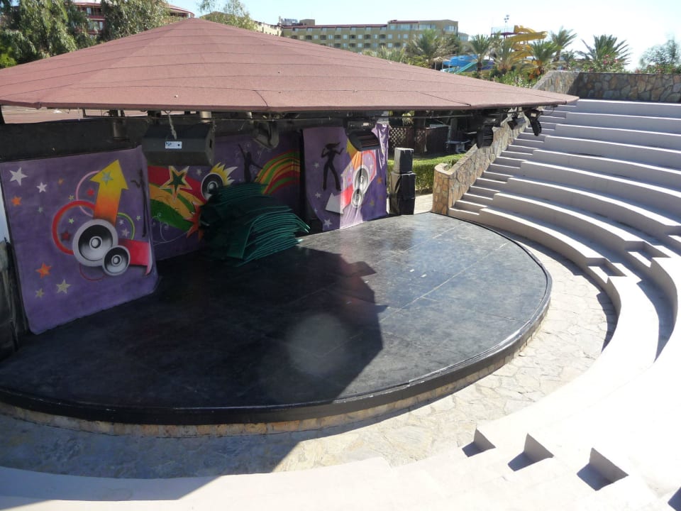 Theater Sunis Elita Beach Resort & Spa