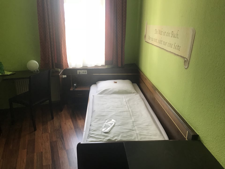 Zimmer Hotel am Wilhelmsplatz