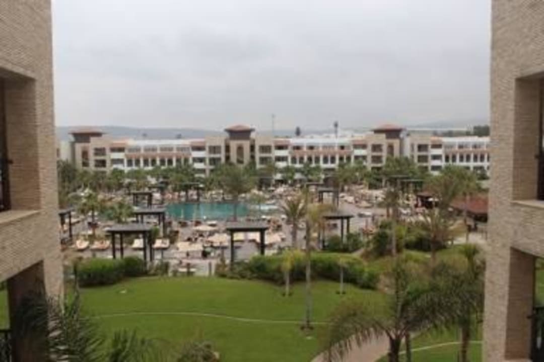 Blick in den Garten und die Poolanlage aus dem Tre Hotel Riu Palace Tikida Agadir