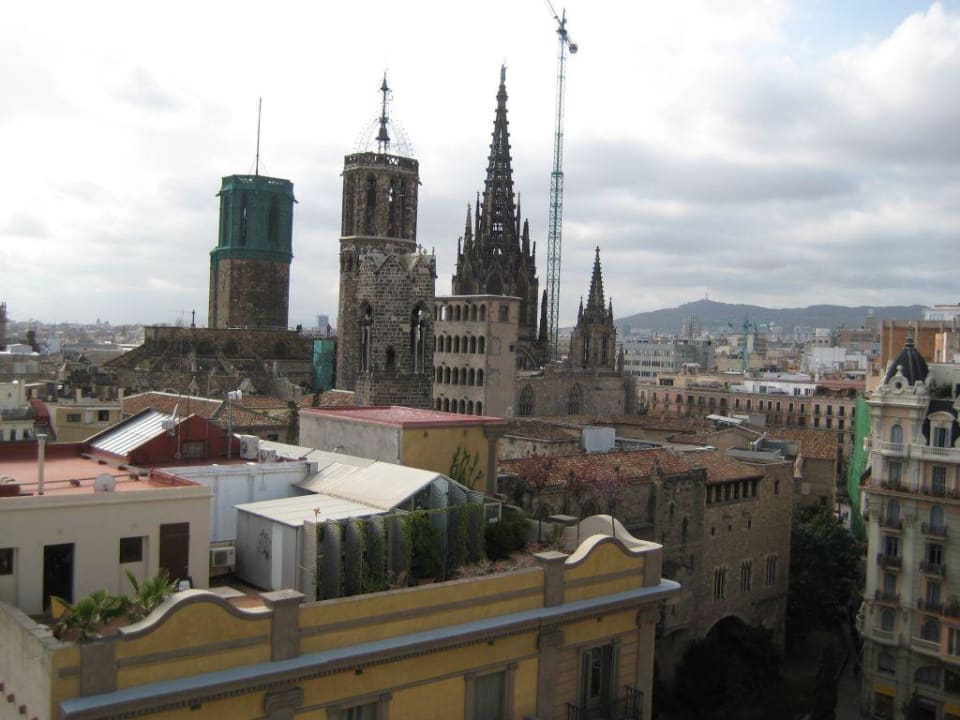 Blick von der Dachterrasse Hotel H10 Montcada