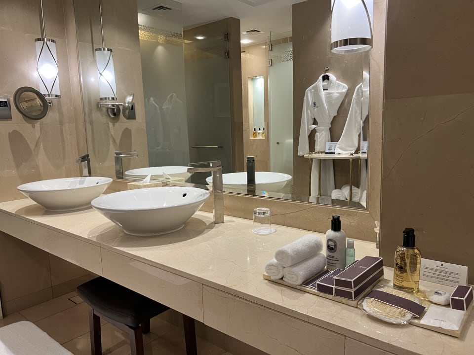 Zimmer The Ritz-Carlton, Dubai