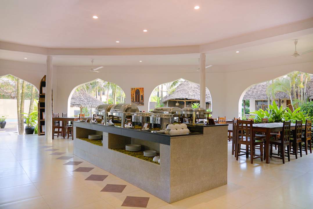 Gastro AHG Hisia Nungwi Experience Hotel