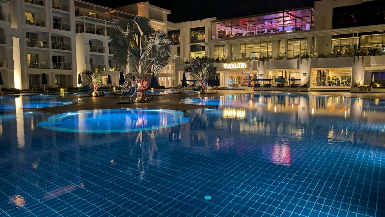Pool Pickalbatros Blu Spa Resort