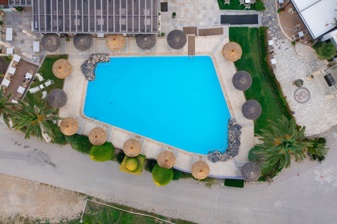 Pool Alianthos Garden Hotel