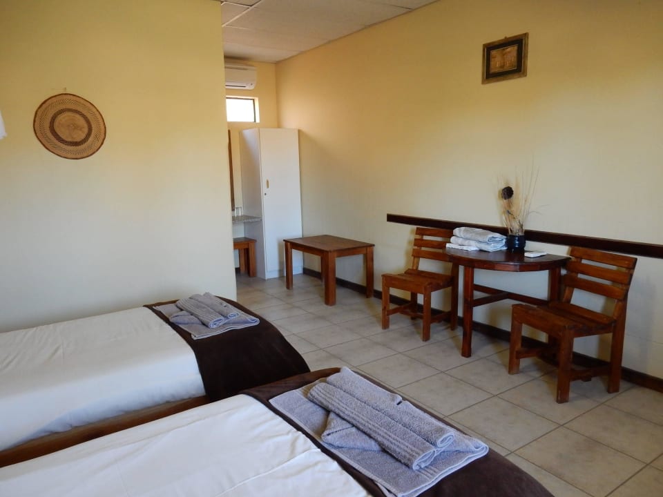 Rustikal engerichtet Hammerstein Lodge & Camp