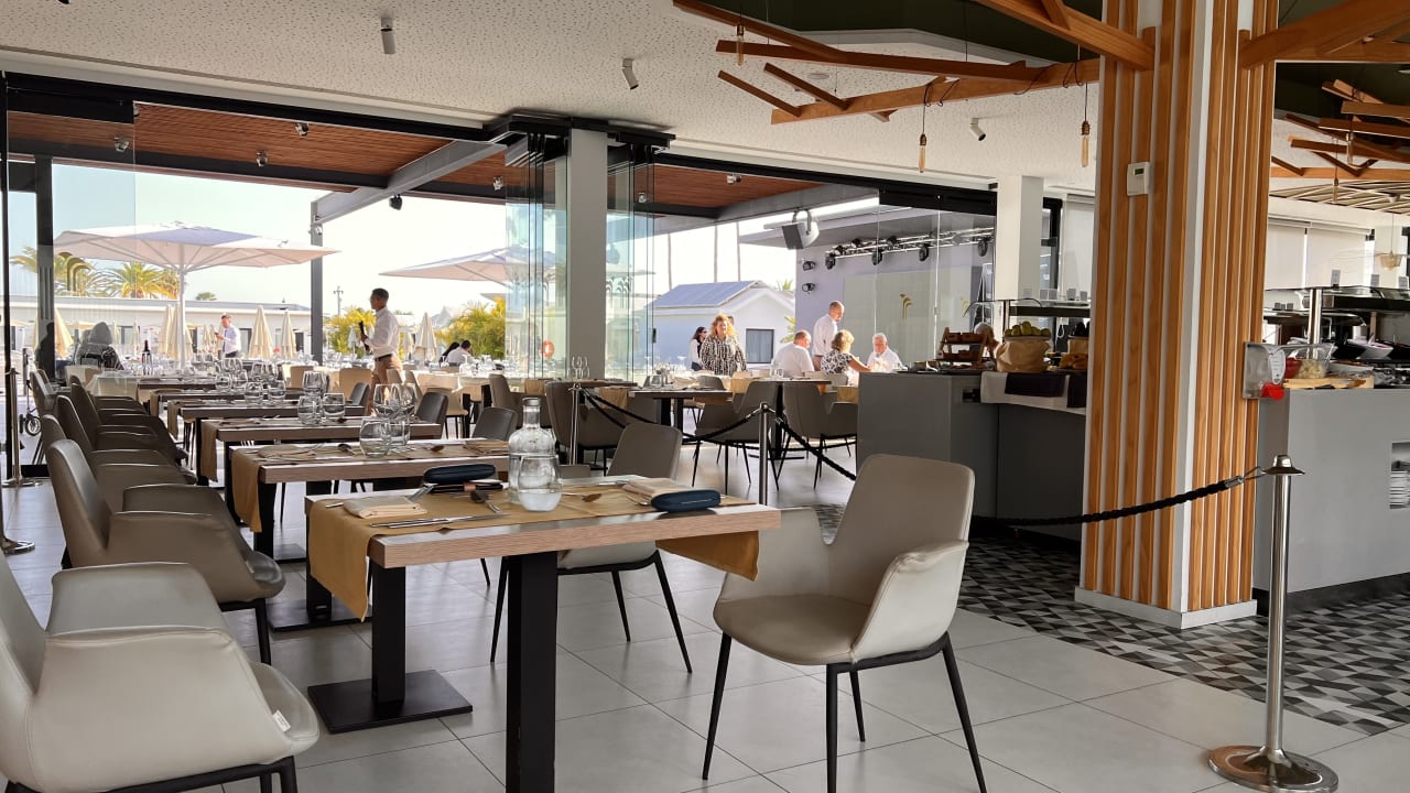 Gastro Club Maspalomas Suites & SPA