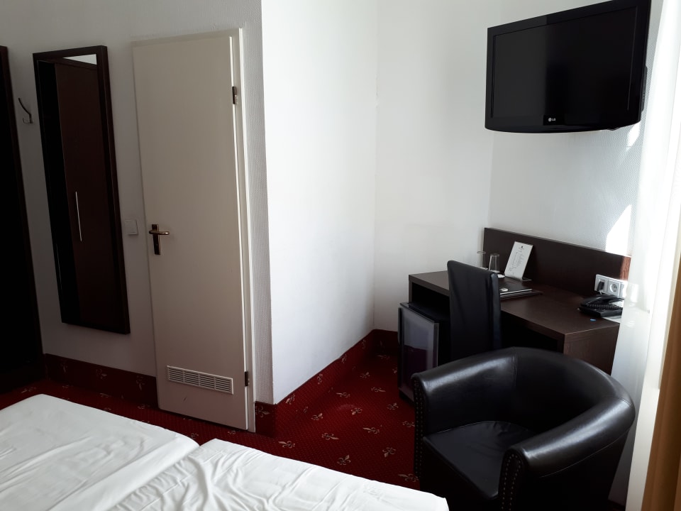 Zimmer Leonardo Hotel Berlin KU´DAMM