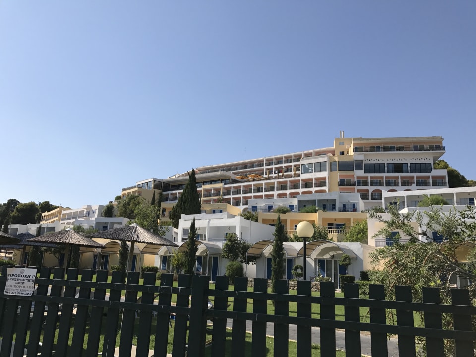 Außenansicht Dolce by Wyndham Athens Attica Riviera