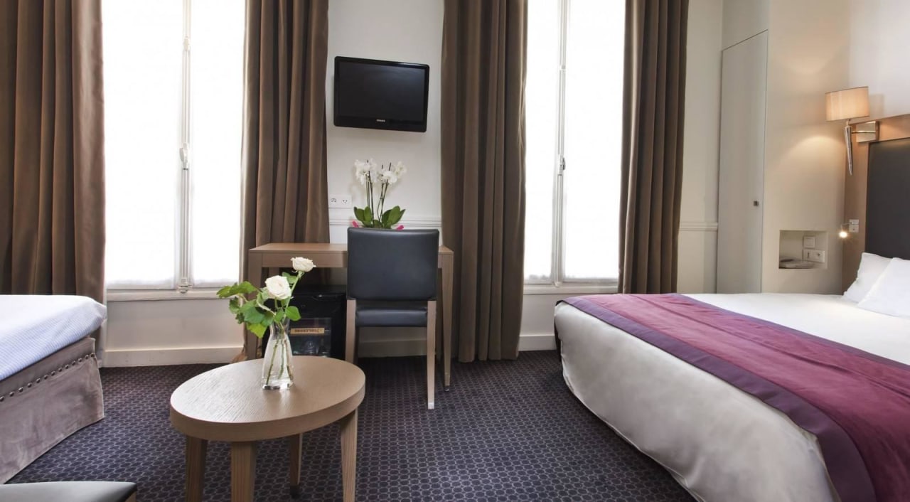 Guest Room Hotel Elysees Union