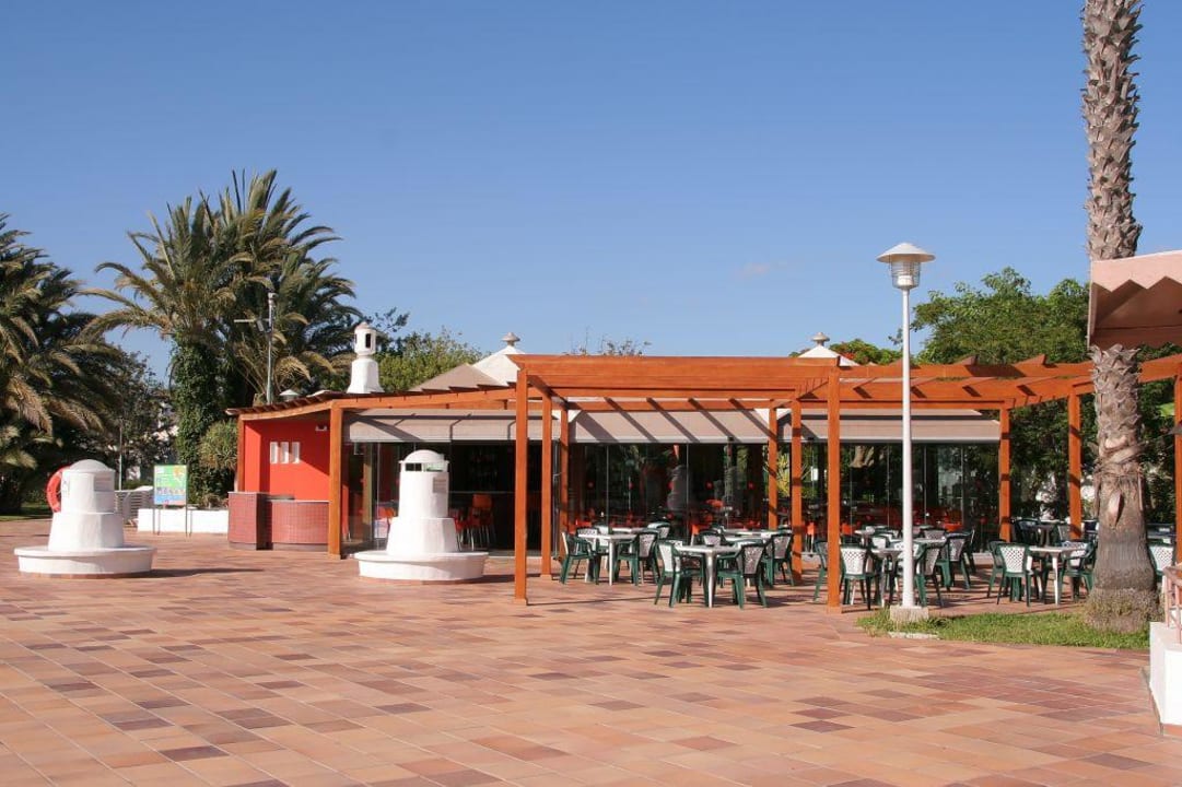 Poolbar im Sandy Golf Bungalows Cordial Sandy Golf