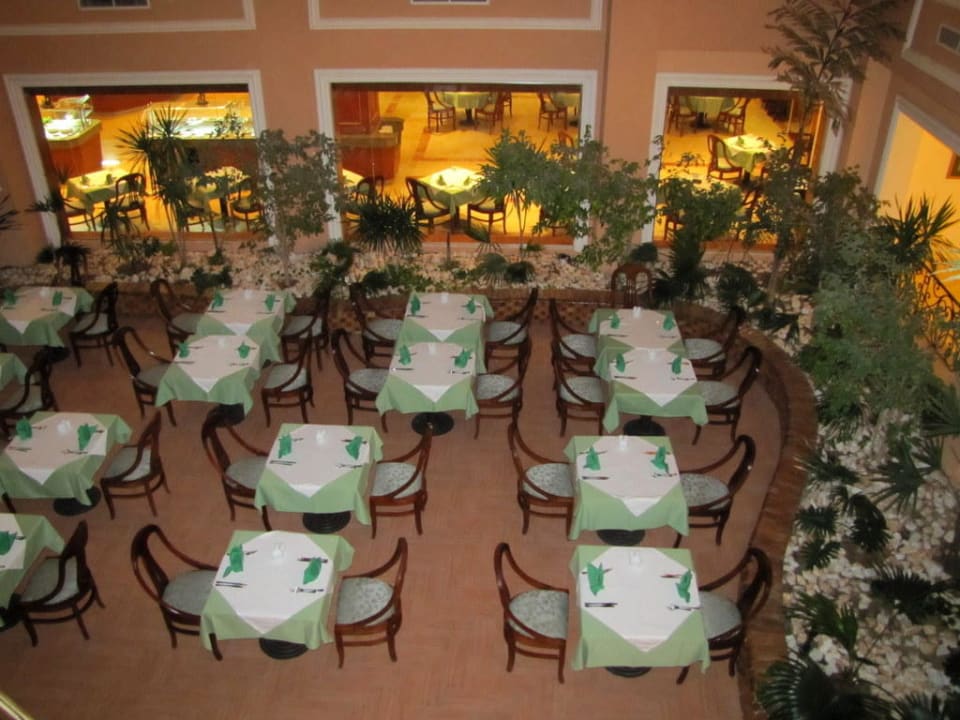 Eines der zahlreichen Restaurantträume Imperial Shams Abu Soma