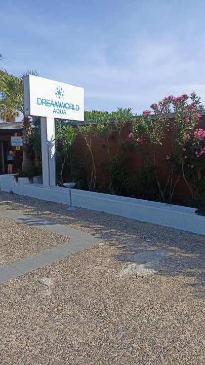 Strand Dream World Aqua Hotel