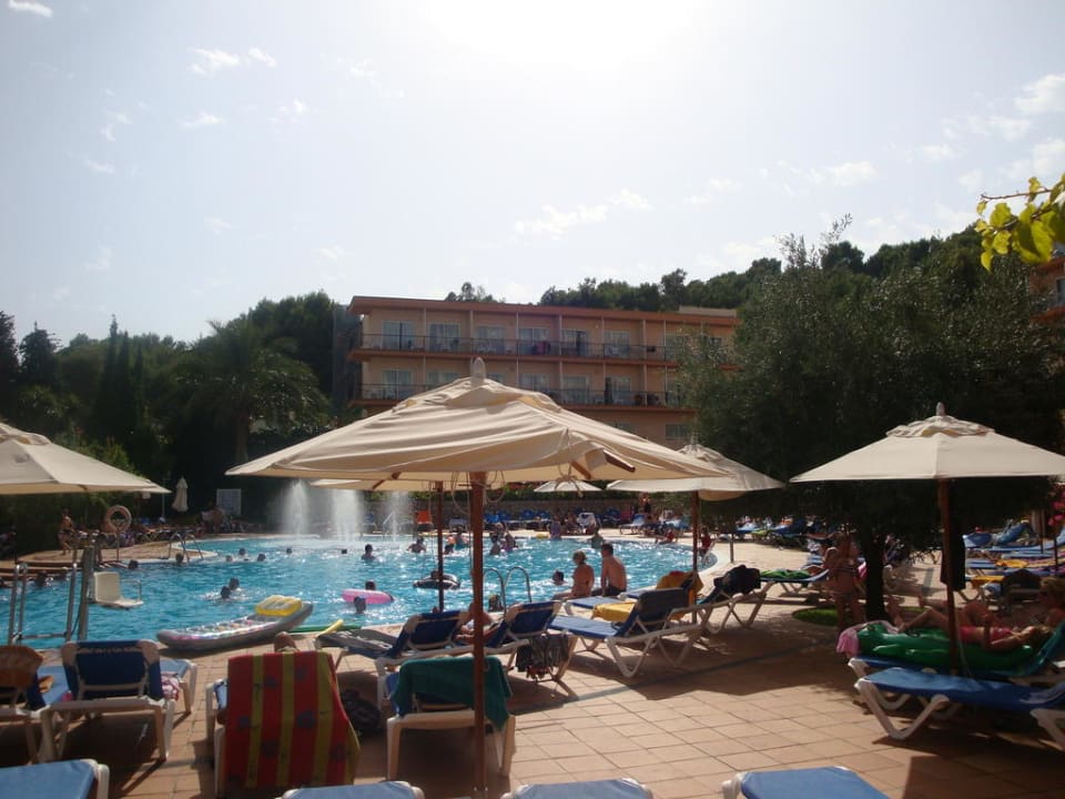 Liegebereich am oberen Pool Valentin Grand Park Suite Hotel