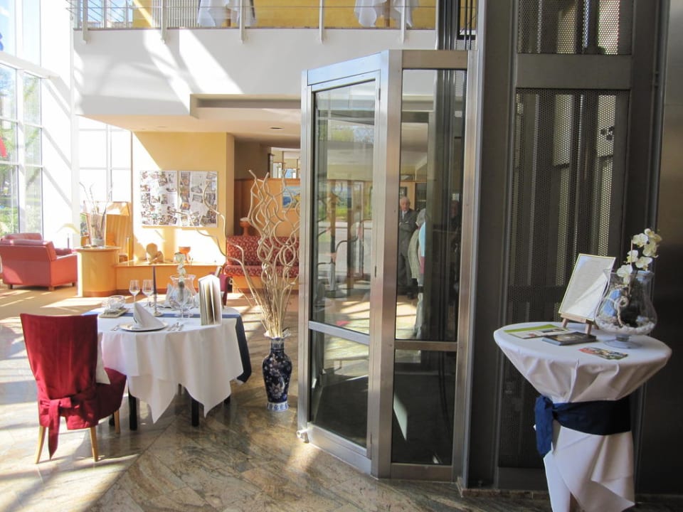 Lobby im Hotel Seehotel Großherzog von Mecklenburg