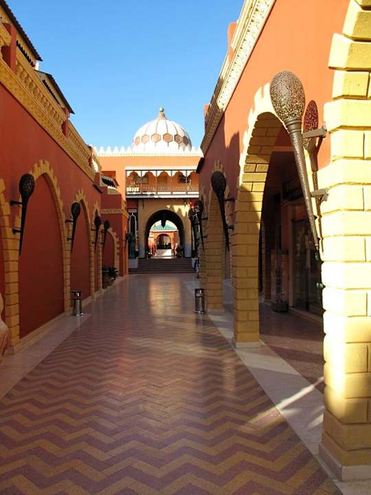 Главная улица отеля Pickalbatros Alf Leila Wa Leila Resort - Neverland Hurghada