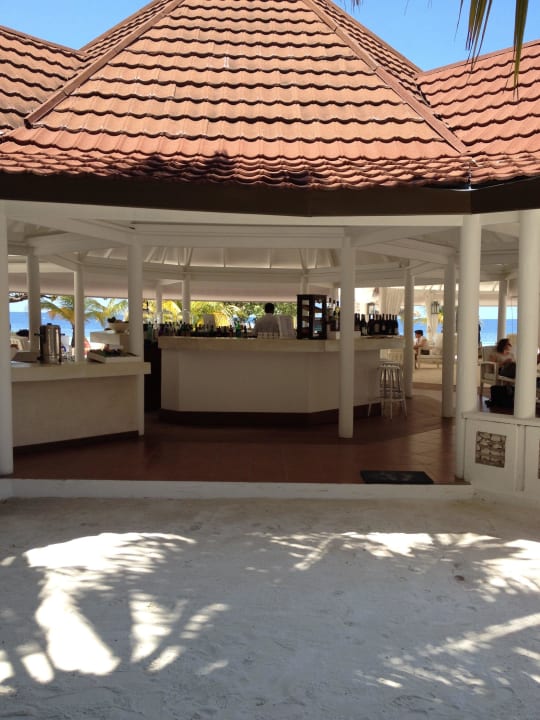 Treffpunkt vor und nach dem Essen ananea Diamonds Athuruga