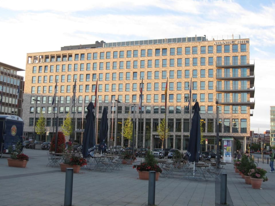 Blick auf das Hotel ATLANTIC Hotel Kiel