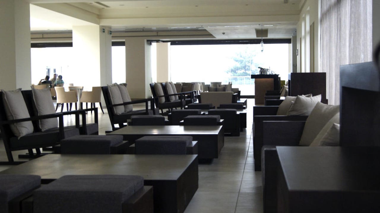 Lobby Alea Hotel & Suites