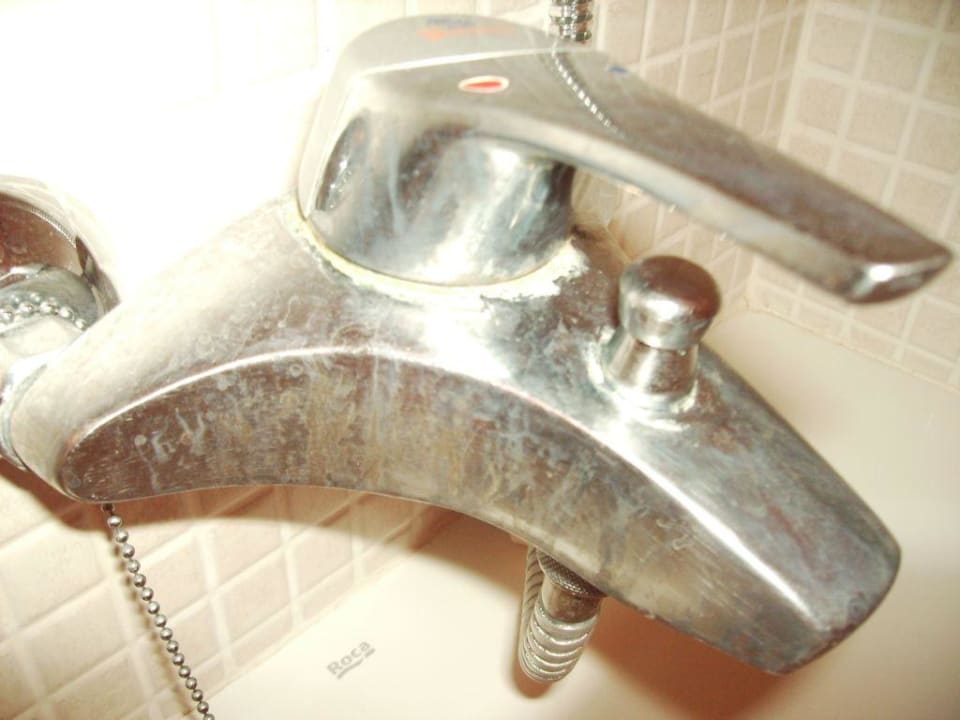 Kalk am Duschhahn Bei Juan Playa Blanca