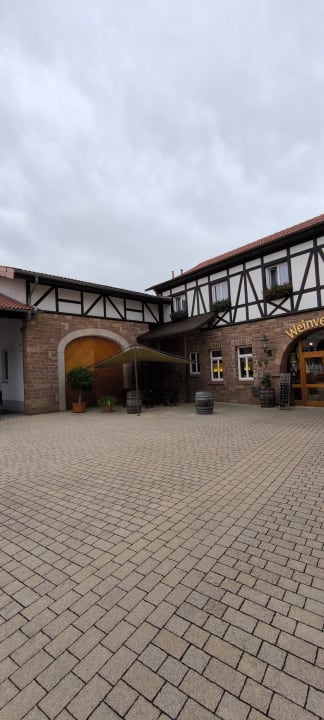 Außenansicht Gästehaus Weingut Helmut Schreieck