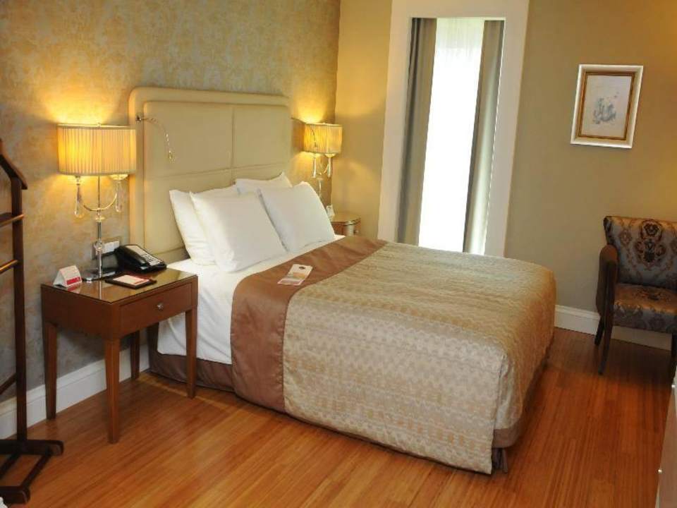 Superior rooms Ramada Hotel Istanbul Asia