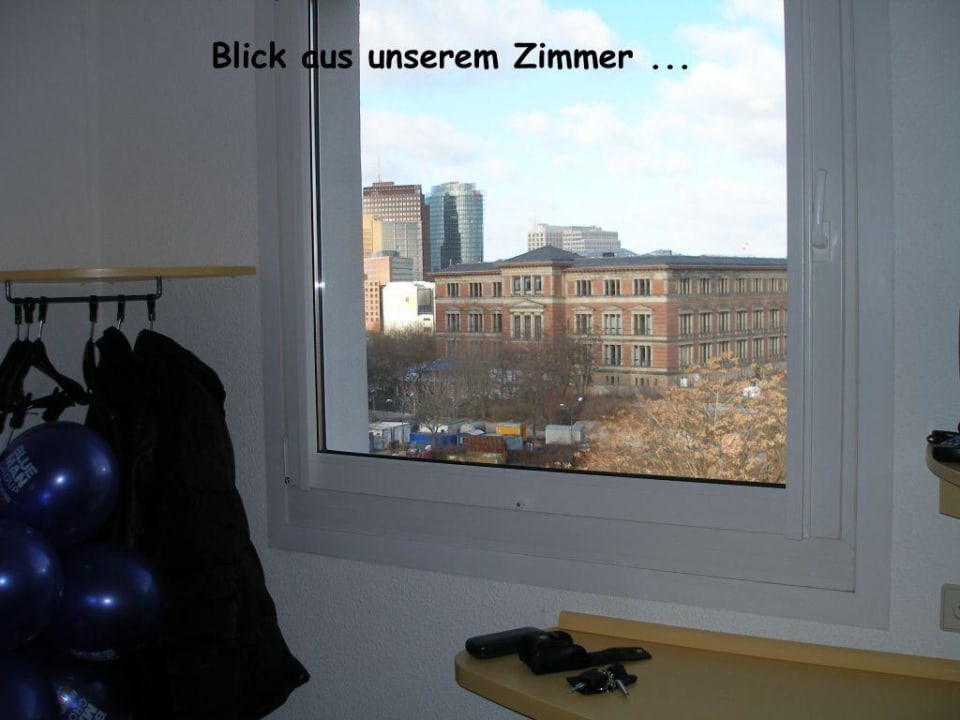 Blick aus unserem Zimmer ibis budget Berlin City Potsdamer Platz
