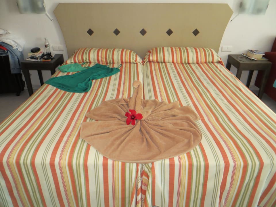 Handtuchtiere SBH Hotel Taro Beach