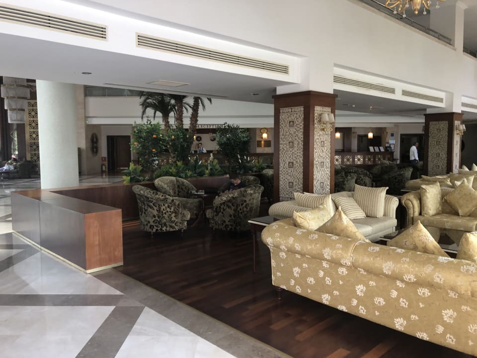 Lobby Saphir Resort & Spa