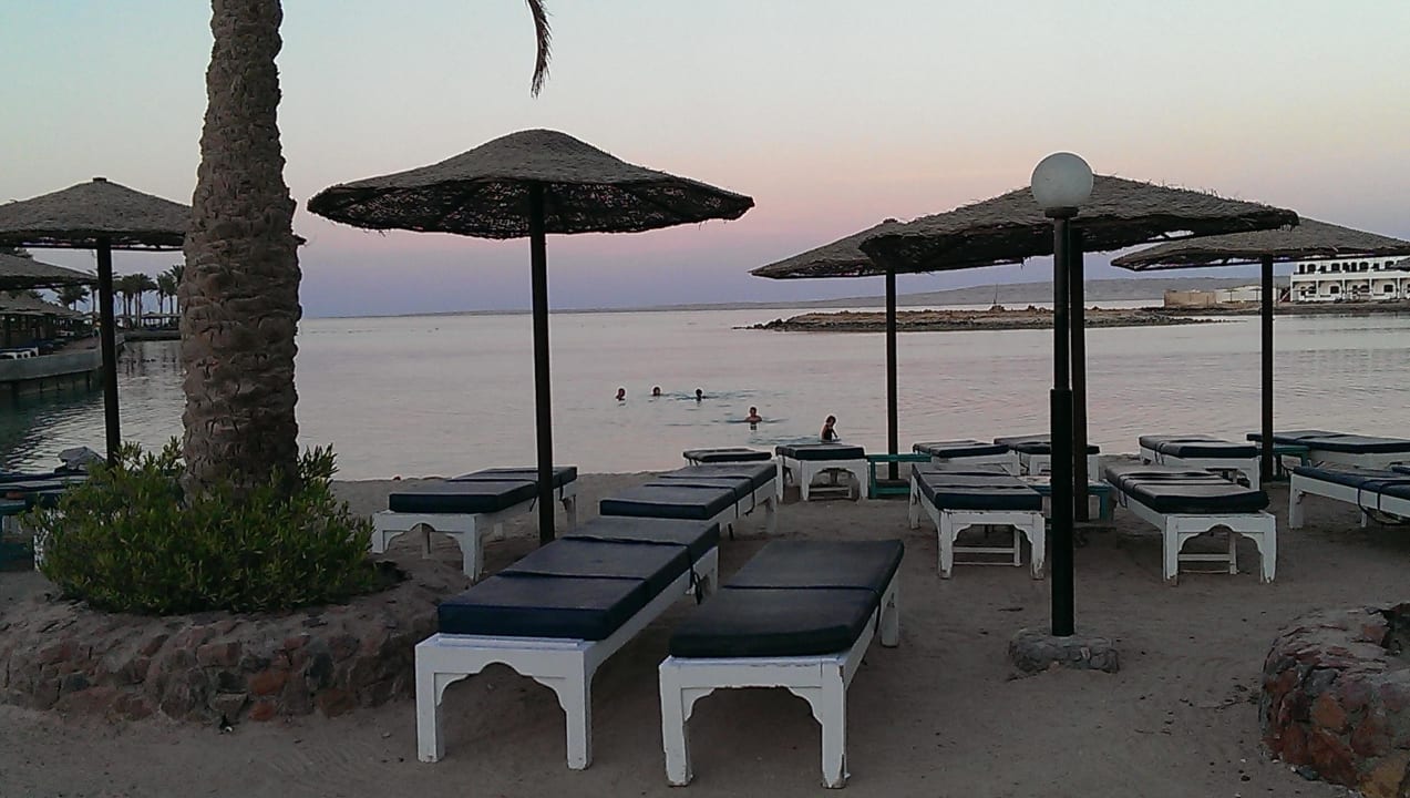Strand Arabia Azur Resort