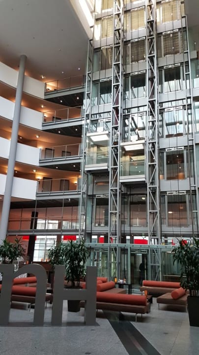Ausblick Hotel NH Düsseldorf City