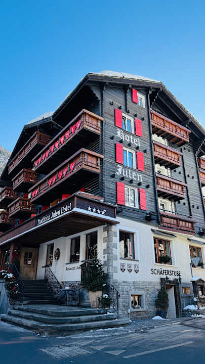 Außenansicht Tradition Julen Hotel