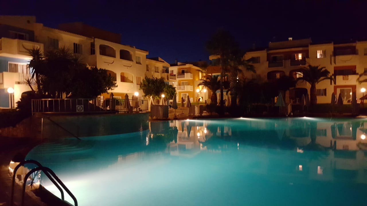 Bei Nacht blau punta reina