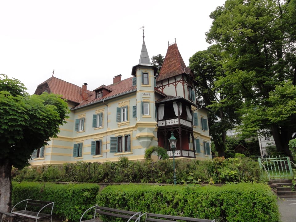 Historische Fassade in neuem Glanz Villa Streintz