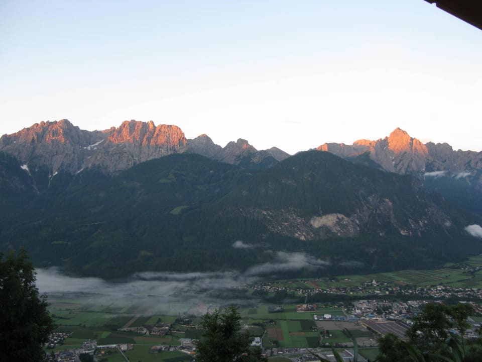 Morgenrot in den Lienzer Dolomiten Bauernhof Gerlhof