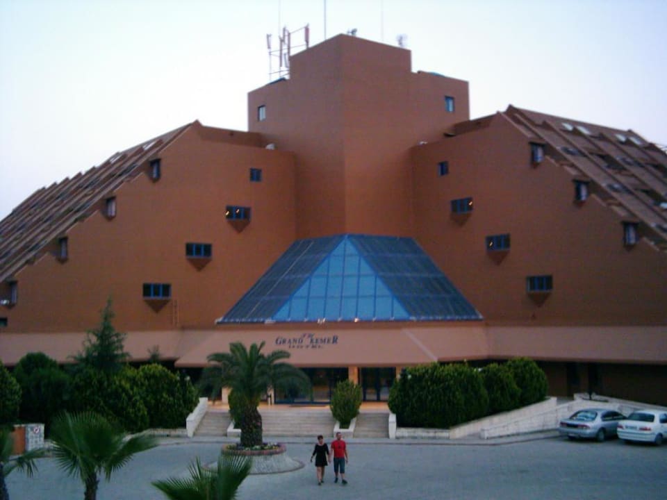 Das Haupthaus Queen's Park Resort Göynük