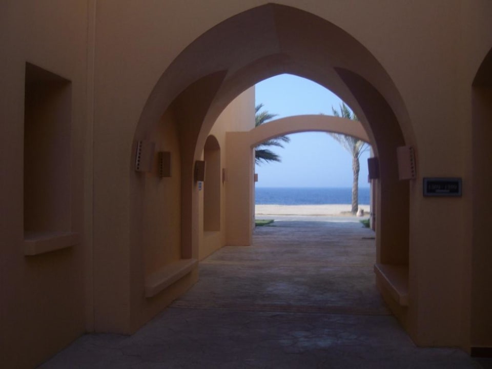 Gänge der Anlage Steigenberger Coraya Beach - Adults only