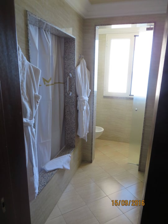 Blick ins Bad Hotel Riu Madeira