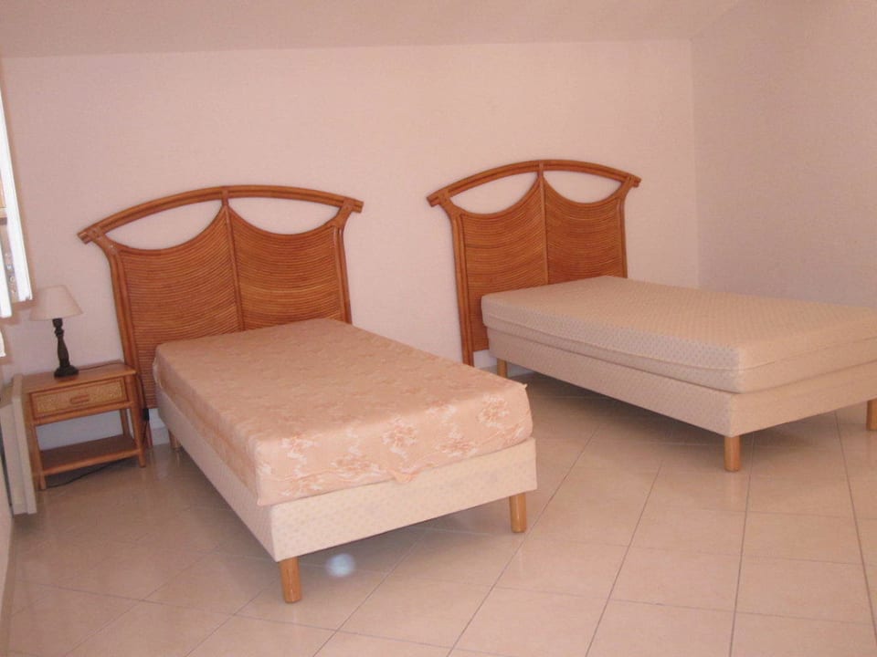 2 Einzelbetten  Hotel Alizea Beach