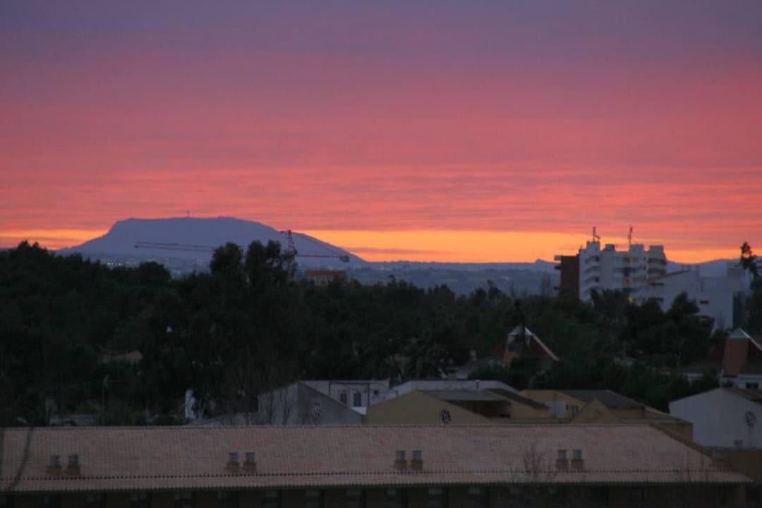 Sonnenuntergang über der Bucht von Alcudia Zafiro Tropic