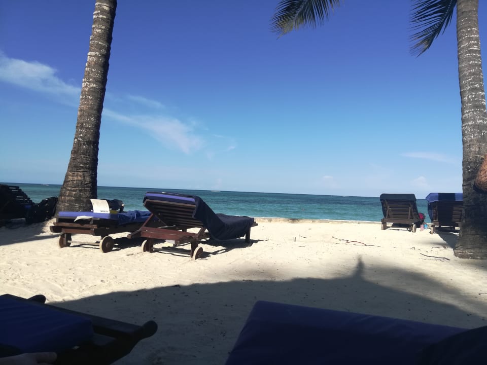 Strand Sultan Sands Island Resort & Spa