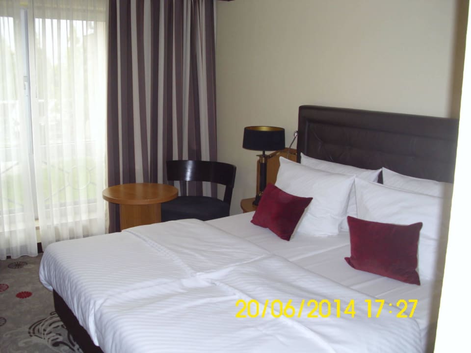 Zimmer-Teilansicht Parkhotel Heidehof