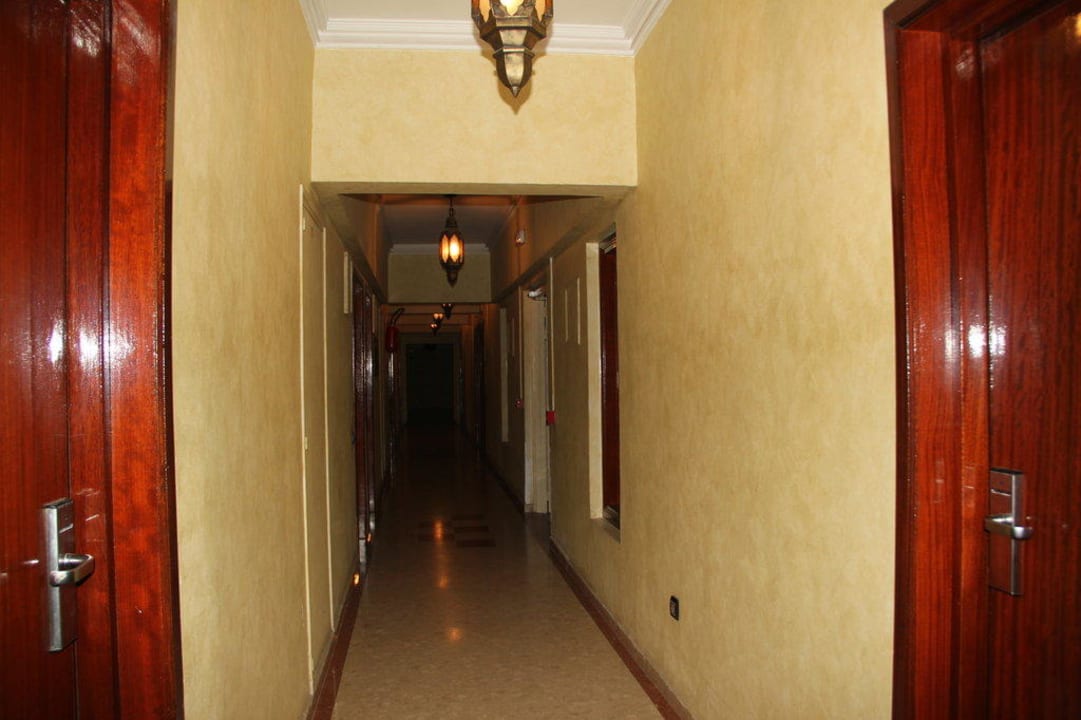 Korytarz w hotelu Oasis Hotel & Spa