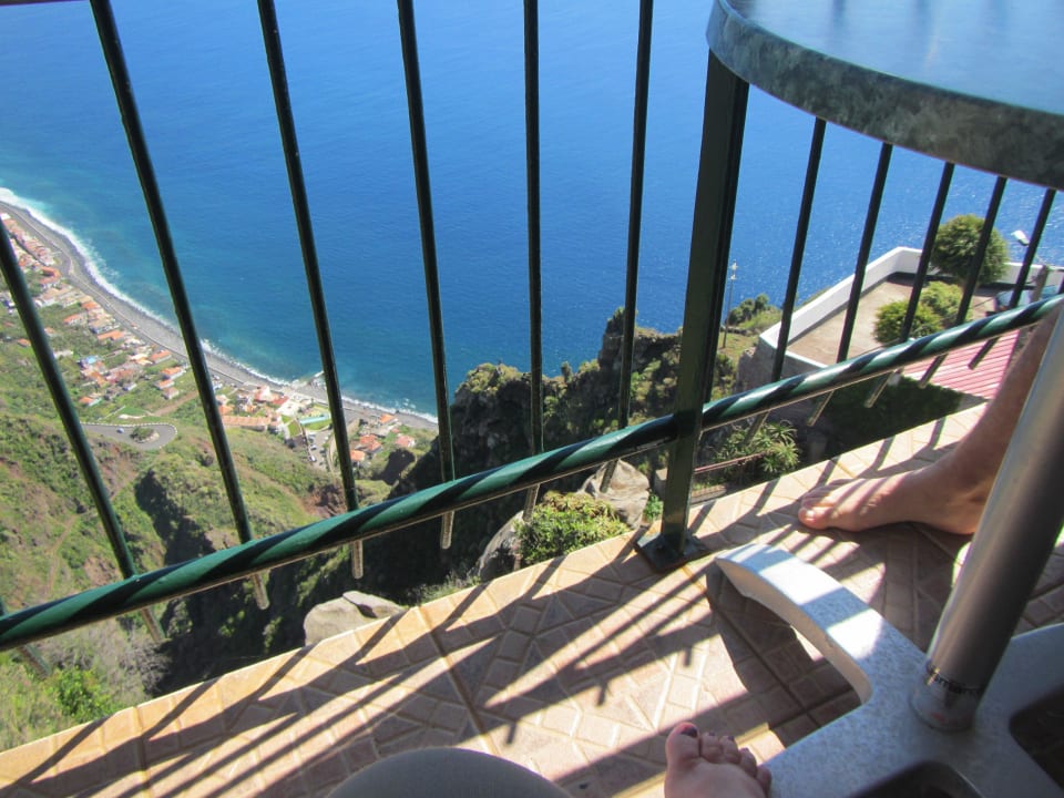 Ausblick vom Balkon 700 m runter Vila Mia